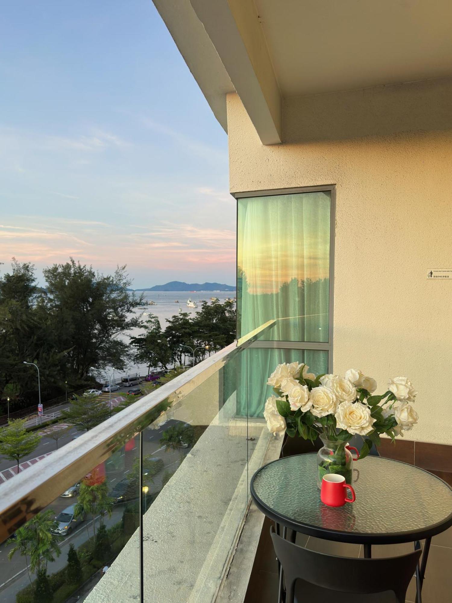 Mari Mari Homestay - Imago The Loft 코타키나발루 외부 사진